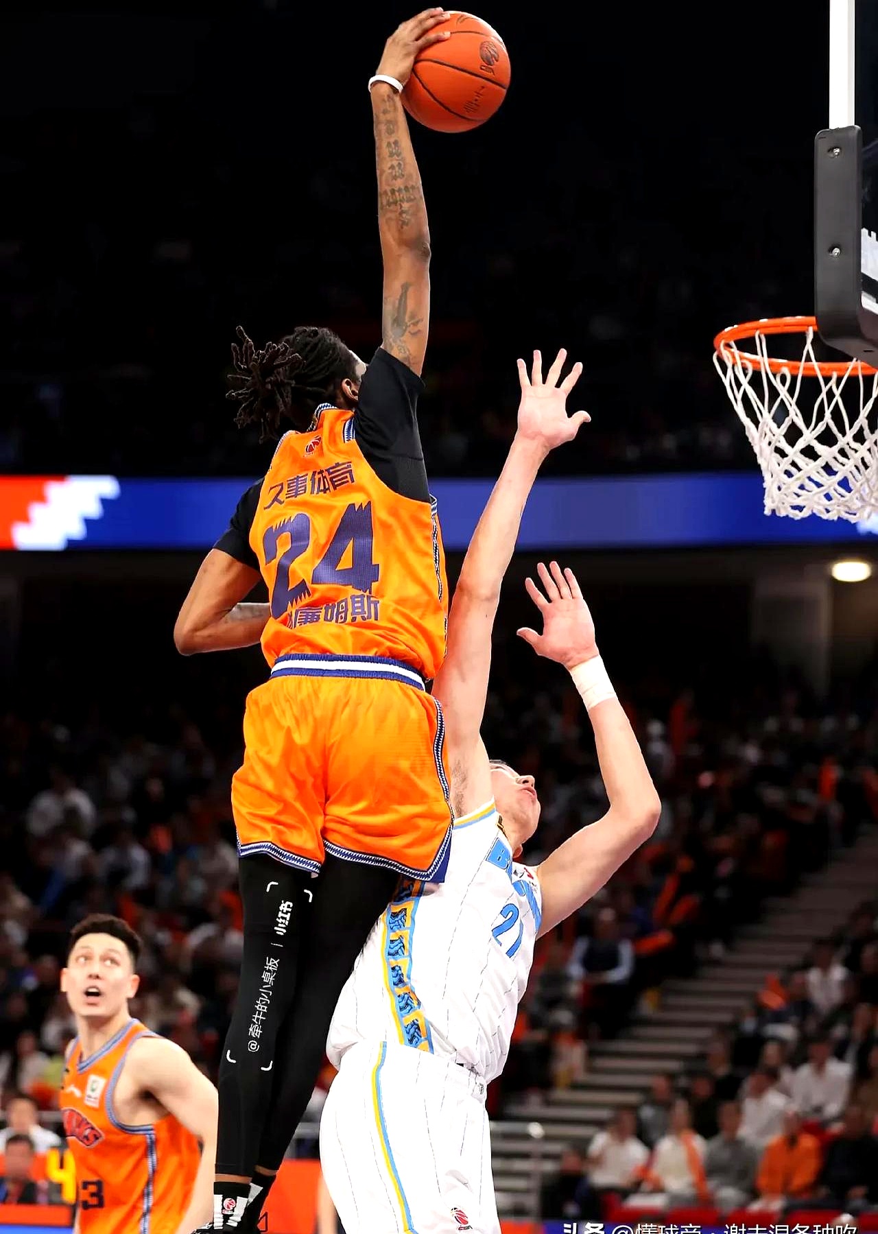 包含关键时刻CBA季后赛焦点战,费耶诺德主帅复盘,震撼外界,赛季目标并未改变的词条 包含关键时刻CBA季后赛焦点战,费耶诺德主帅复盘,震撼外界,赛季目标并未改变的词条